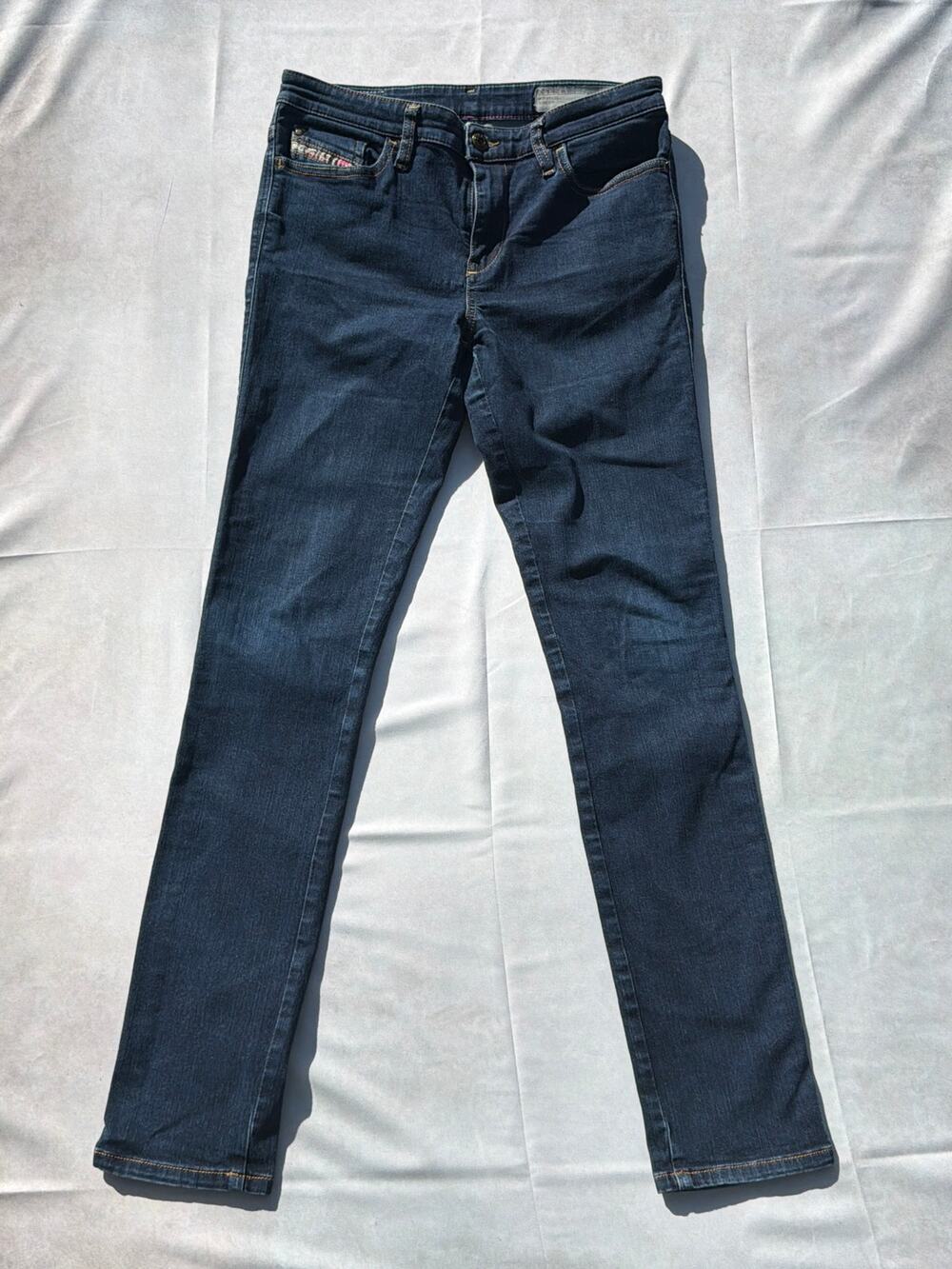 Vintage Diesel Skinzee Size 29x30 Super Slim Skinny Midrise Dark Wash Jeans EUC